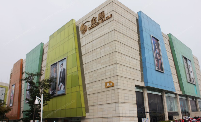 彭泽金鹰奥莱城